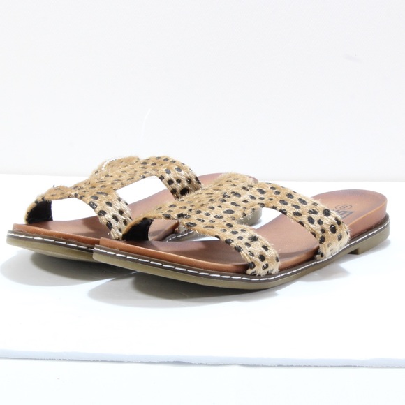 Muk Luks Nerissa Leopard T-Strap Animal Print Fur Sandals Women's Size 8 - Picture 7 of 8